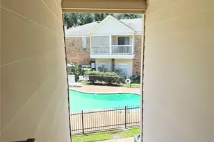 2626 Holly Hall St, Houston, TX 77054 - Photo 23