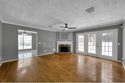 80 Eagle Rock Circle, The Woodlands, TX 77381 - Photo 9