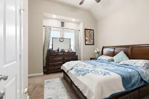 2527 Pecan Creek Ln, Manvel, TX 77578 - Photo 5