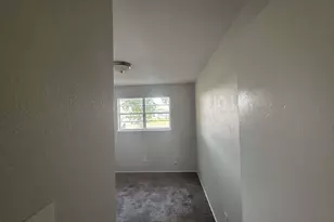 2424 E 28th St, Lubbock, TX 79404 - Photo 11