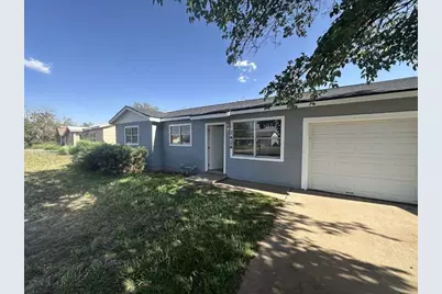 2424 E 28th Street, Lubbock, TX 79404 - Photo 1