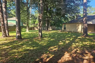 74 Oak Grove Ln, Conroe, TX 77304 - Photo 17