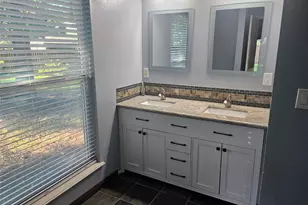 74 Oak Grove Ln, Conroe, TX 77304 - Photo 5