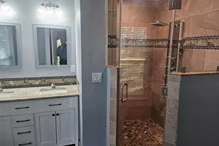 74 Oak Grove Ln, Conroe, TX 77304 - Photo 7