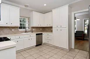 2109 Carriage Run W, Conroe, TX 77384 - Photo 15