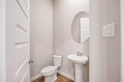 10408 Quiet Courtyard Road, Houston, TX 77043 - Photo 13