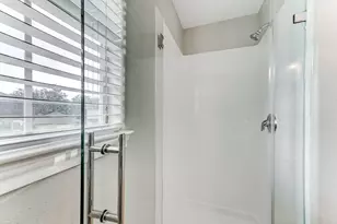 10715 Glenda Kay Dr, Houston, TX 77065 - Photo 37
