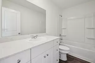 10335 Vinca Minor Ln, Houston, TX 77016 - Photo 11