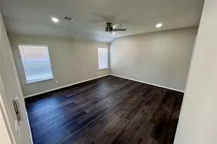 9530 Flying Eagle Ct, Houston, TX 77083 - Photo 17