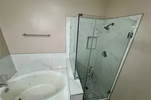 9530 Flying Eagle Ct, Houston, TX 77083 - Photo 27