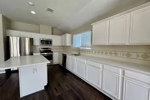 9530 Flying Eagle Ct, Houston, TX 77083 - Photo 21