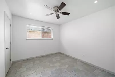 10423 Alcott Drive, Houston, TX 77043 - Photo 17