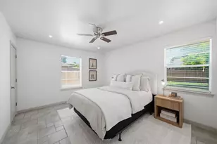 10423 Alcott Dr, Houston, TX 77043 - Photo 19