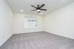 2807 Topiary Ln, Houston, TX 77014 - Photo 17