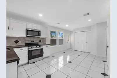 15118 Gaines Meadow Court, Houston, TX 77083 - Photo 5