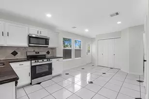 15118 Gaines Meadow Ct, Houston, TX 77083 - Photo 5