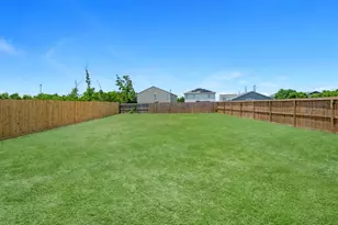 323 Rd 5840, Cleveland, TX 77327 - Photo 13