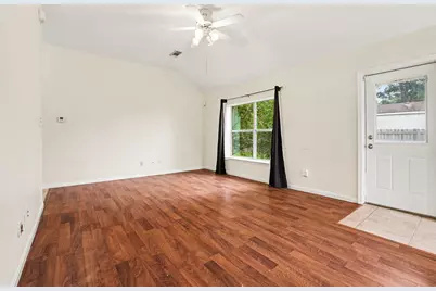 135 Kellyn Oaks Drive, Conroe, TX 77306 - Photo 5