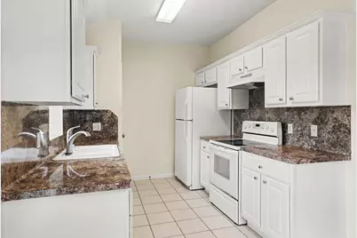 135 Kellyn Oaks Drive, Conroe, TX 77306 - Photo 13