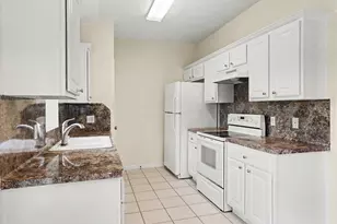 135 Kellyn Oaks Dr, Conroe, TX 77306 - Photo 13