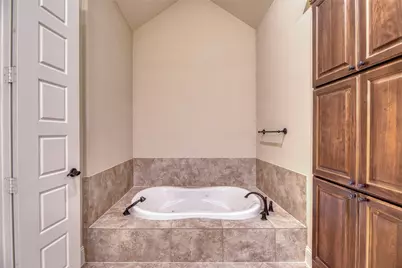 107 Lake View Loop, Fulshear, TX 77441 - Photo 23