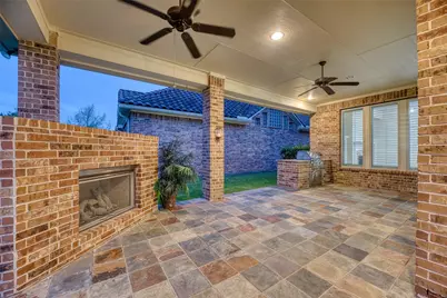 107 Lake View Loop, Fulshear, TX 77441 - Photo 31