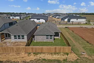 203 Blue River Trl, Rosenberg, TX 77471 - Photo 7