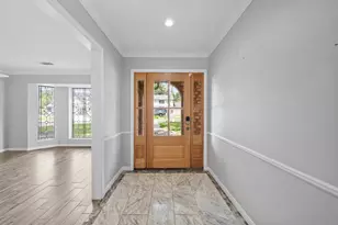 10711 Elmdale Dr, Houston, TX 77070 - Photo 7