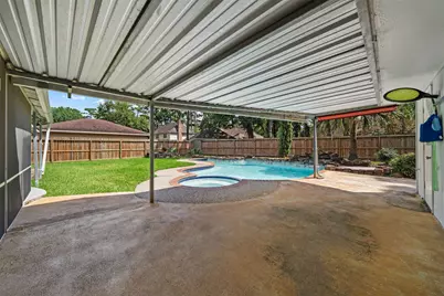 10711 Elmdale Drive, Houston, TX 77070 - Photo 39