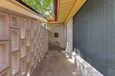 7902 Mobud Drive, Houston, TX 77036 - Photo 5