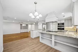 1134 Thornton Rd, Houston, TX 77018 - Photo 11