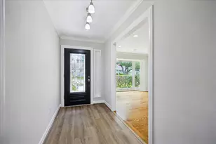 1134 Thornton Rd, Houston, TX 77018 - Photo 3