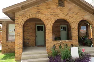 12 Greenwood St, Houston, TX 77011 - Photo 1