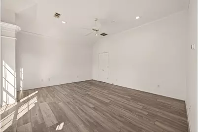 5217 Blossom Street #B, Houston, TX 77007 - Photo 25