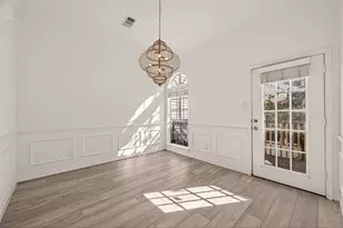 5217 Blossom St, Houston, TX 77007 - Photo 15