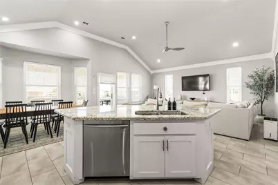 4114 Grayson Drive, Galveston, TX 77554 - Photo 11