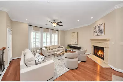 32 Versante Court, Houston, TX 77070 - Photo 3