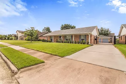 6427 Kury Lane, Houston, TX 77008 - Photo 35