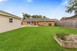 6427 Kury Ln, Houston, TX 77008 - Photo 29