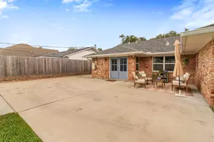 6427 Kury Ln, Houston, TX 77008 - Photo 29