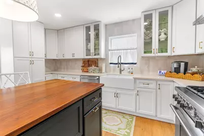 6427 Kury Lane, Houston, TX 77008 - Photo 11