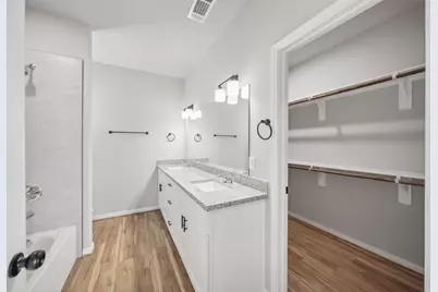 804 N Thompson Street, Conroe, TX 77301 - Photo 25