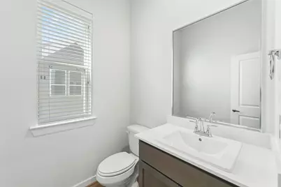 1013 Erin Street #V, Houston, TX 77009 - Photo 11