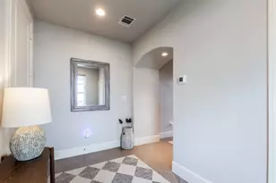 1827 Wrenwood Lakes, Houston, TX 77043 - Photo 5