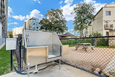 5925 Almeda Road #11606, Houston, TX 77004 - Photo 19