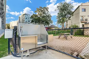 5925 Almeda Rd, Houston, TX 77004 - Photo 19