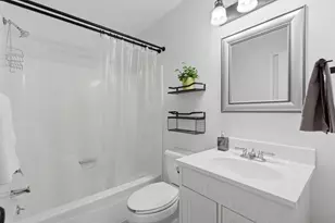 11 Rock Pine Ct, The Woodlands, TX 77381 - Photo 23