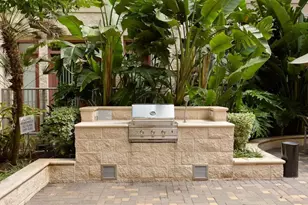 1901 Post Oak Blvd, Houston, TX 77056 - Photo 35