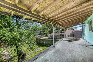 2104 New Jersey St, Baytown, TX 77520 - Photo 17