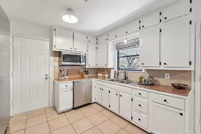 2141 Hermanson Drive, Waco, TX 76710 - Photo 15